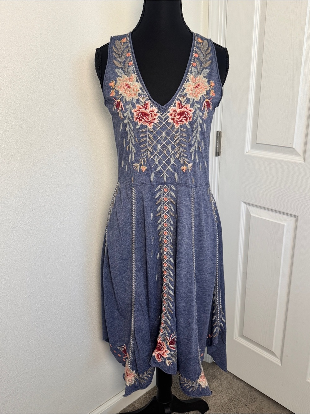 Johnny Was Katrina Embroidered Swing Dress Small Floral Handkerchief Hem Boho - Picture 2 of 5